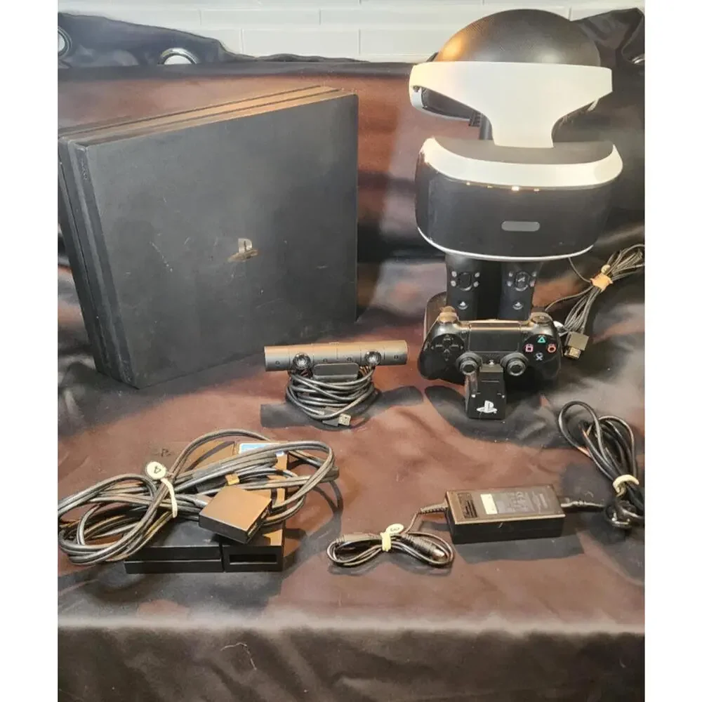 m0d Sony Playstation 4 Pro (1TB) + PSVR Bundle + Cables + Controller